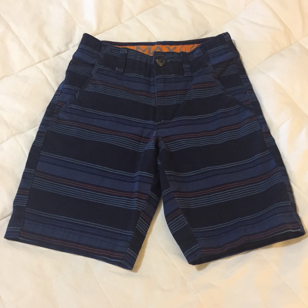 NWOT Urban Pipeline Shorts 💙